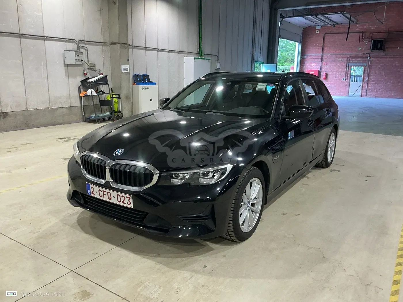 BMW 3 Series Touring 320e Business Design 2022