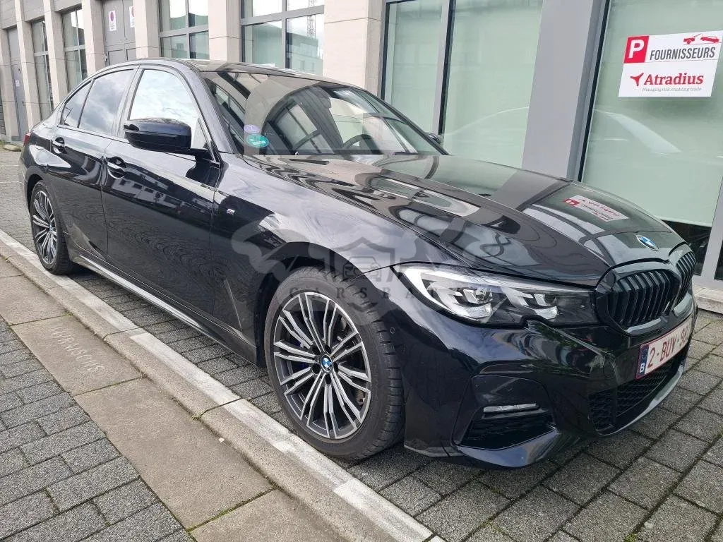 BMW 3 Series 318i 2022