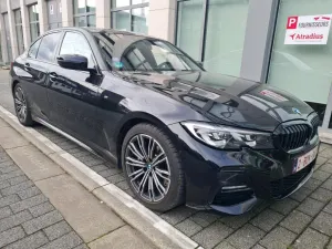 BMW 3 Series 318i 2022
