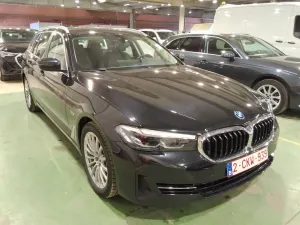 BMW 5 Series Touring 530e Lounge 2022
