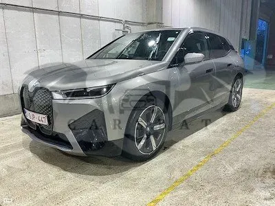 BMW iX 40 2025