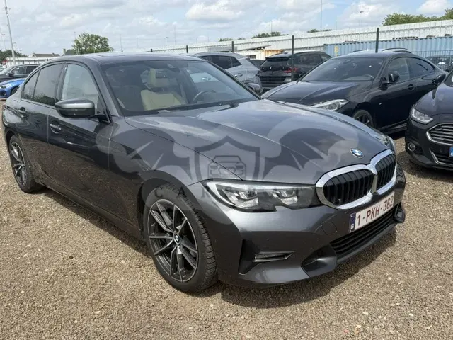BMW 3 Series 318i 2021