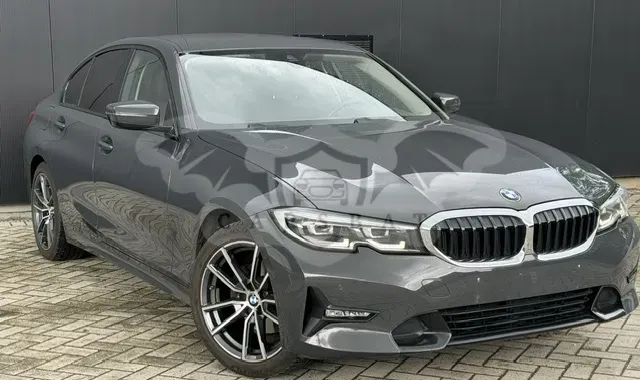 BMW 3 Series 320i 2019
