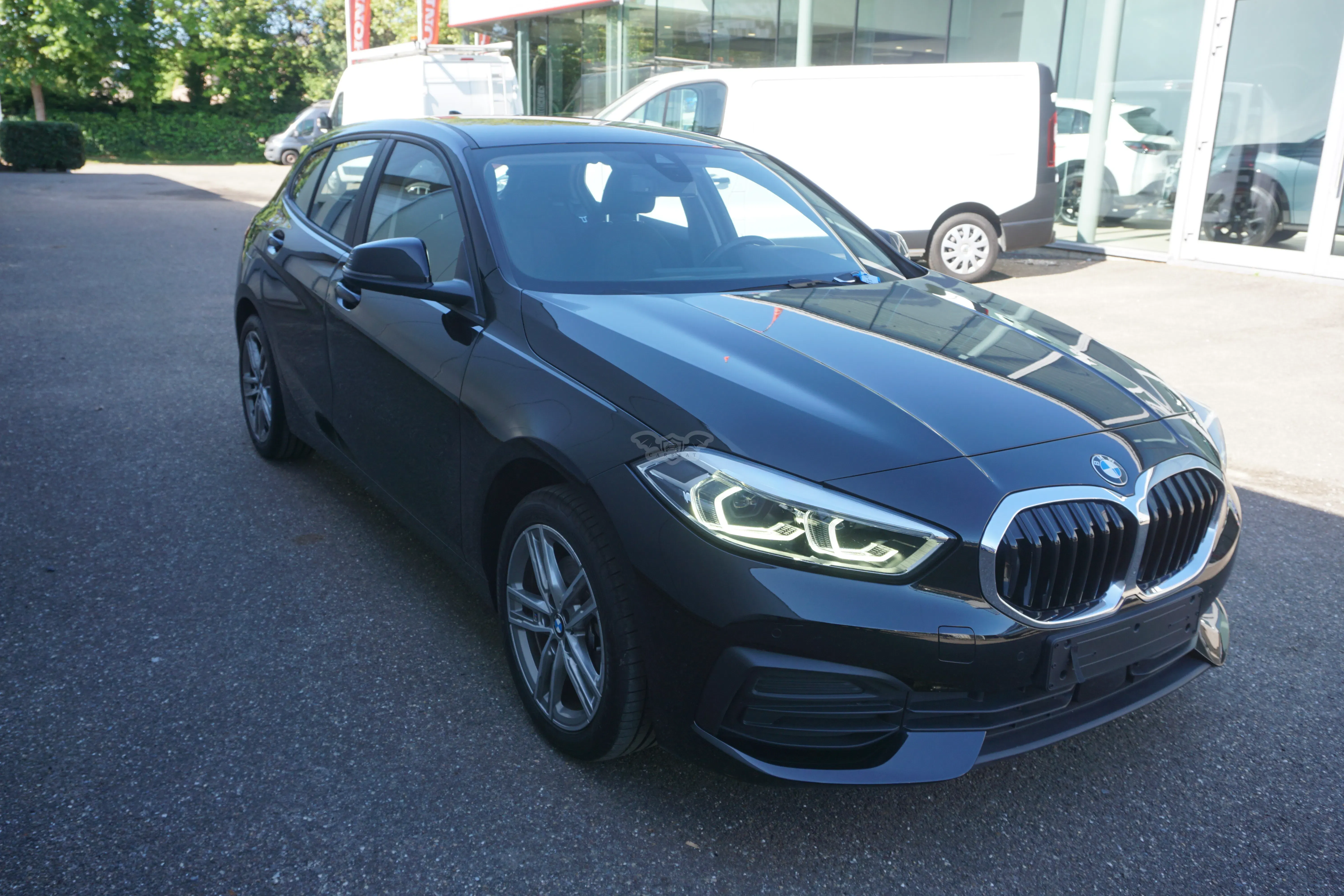BMW 1 Series 118i Advantage 2022