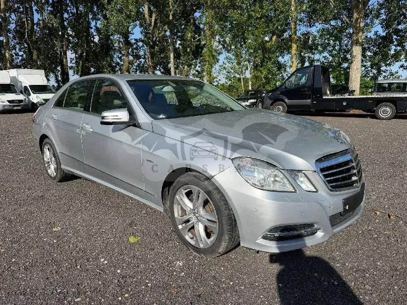 Mercedes-Benz E 200 CDI Avantgarde 2010