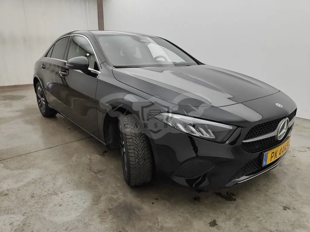 Mercedes-Benz A 250e Business Line 2024
