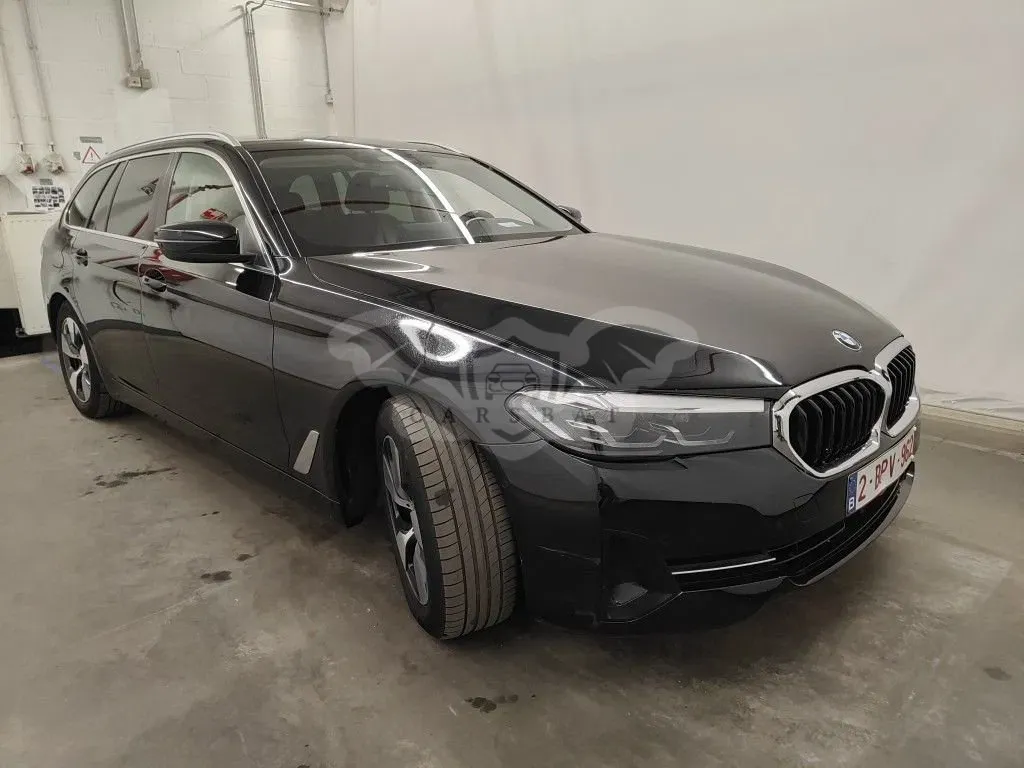 BMW 5 Series Touring 518d 2022