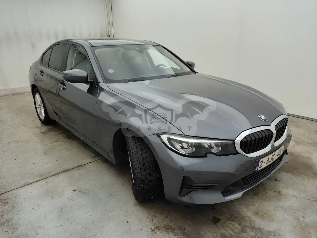 BMW 3 Series 330e 2021