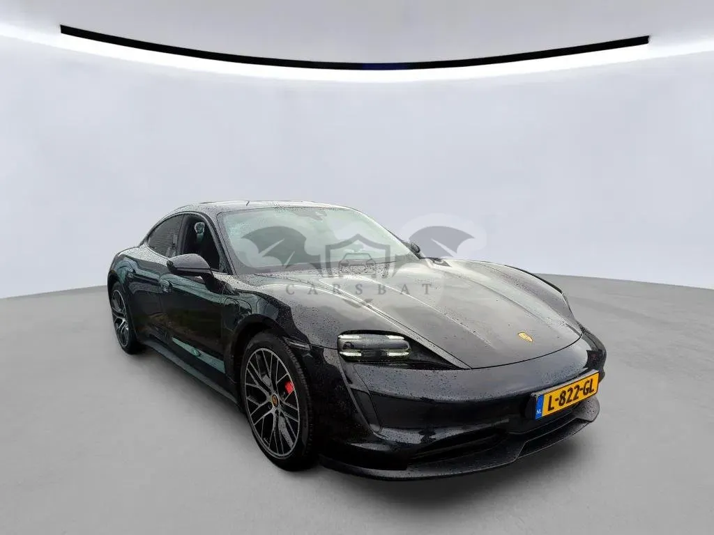 Porsche Taycan 79 kWh 2021