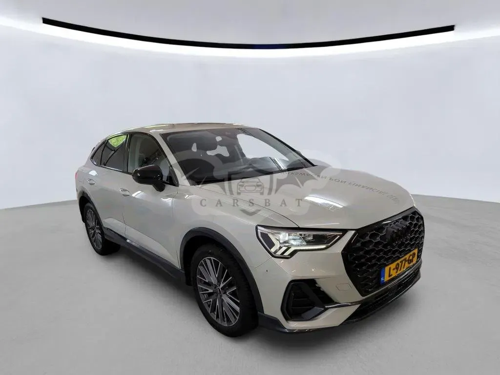 Audi Q3 Sportback 35 TFSI Business 2021
