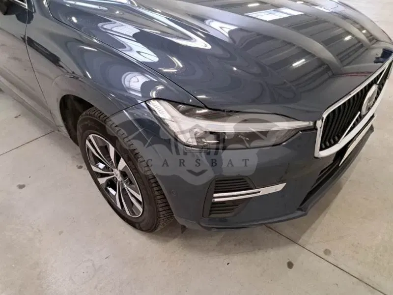Volvo XC60 B4 Momentum Pro 2022