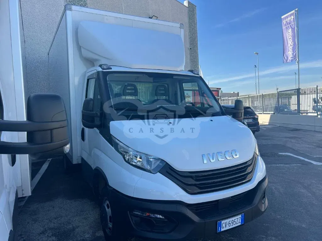 Iveco Daily box 3.0 2024