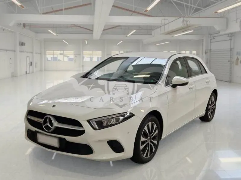 Mercedes-Benz A 250e Business 2022