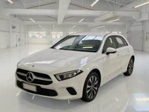 Mercedes-Benz A 250e Business 2022