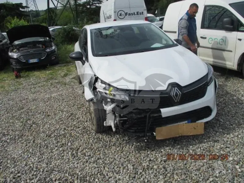 Renault Clio 1.0 Tce Evolution 2025