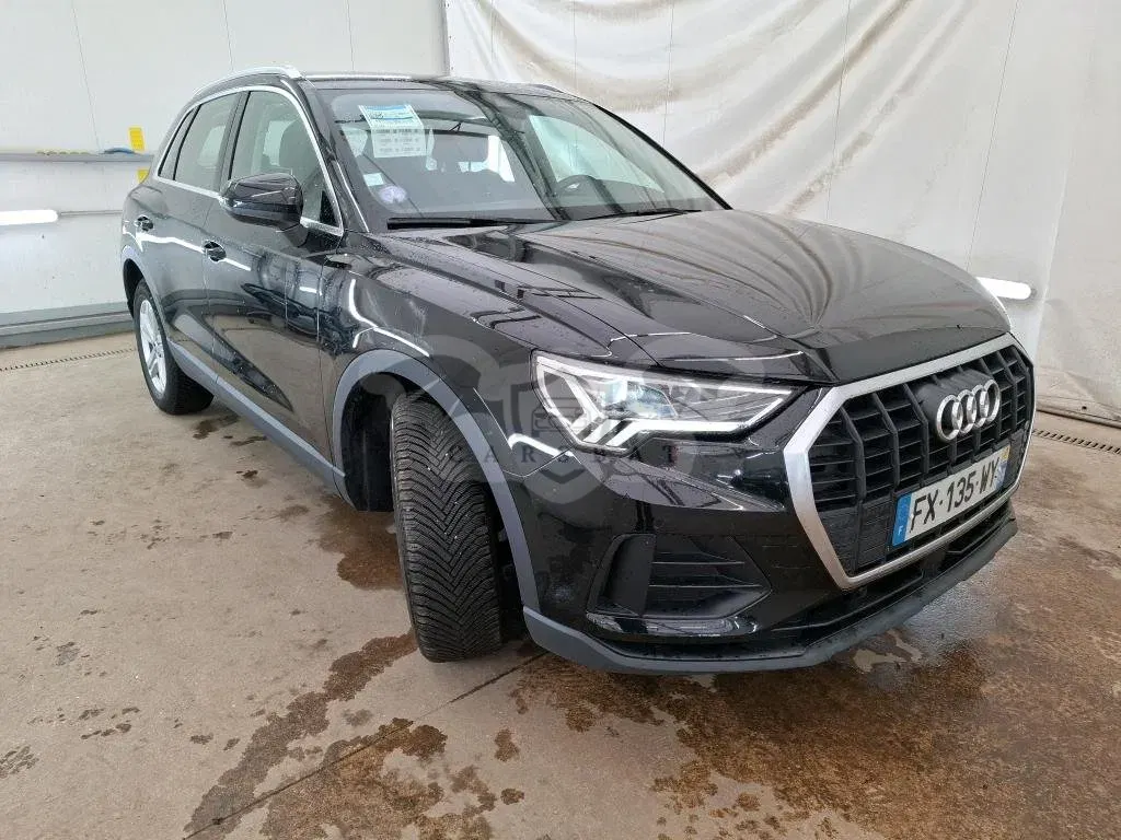 Audi Q3 35 TFSI Business 2021