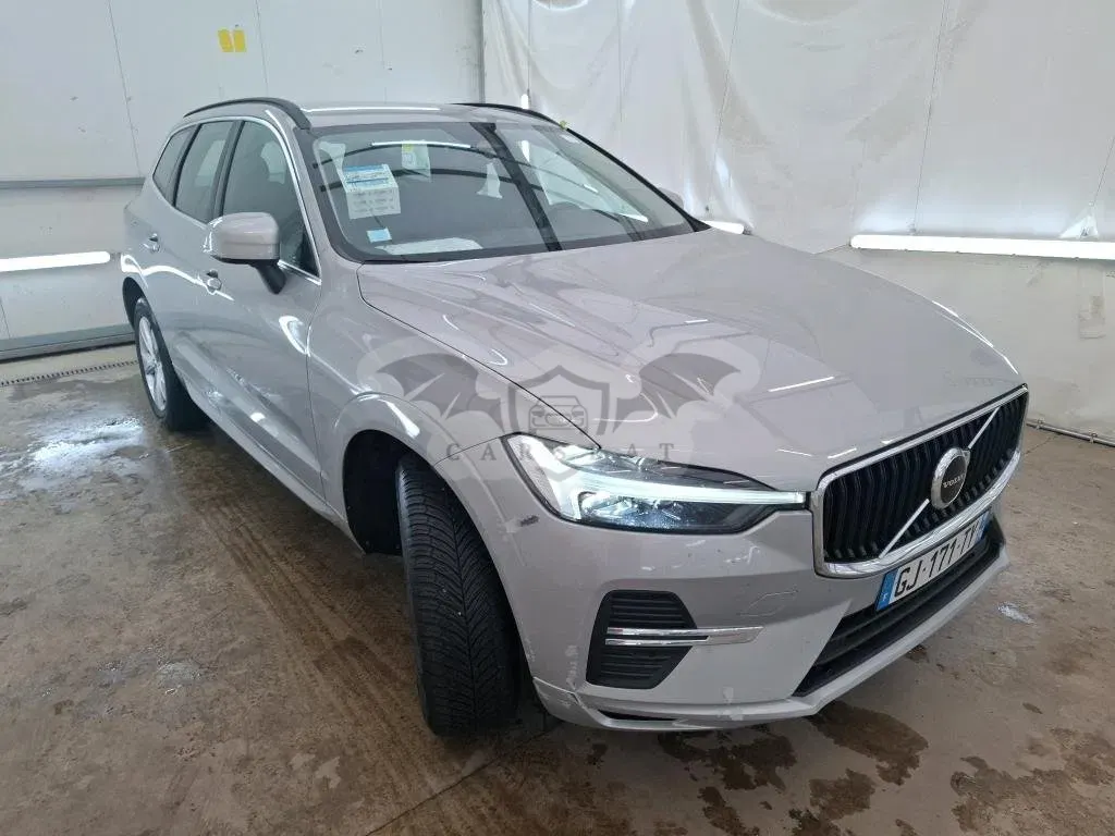 Volvo XC60 B4 Momentum 2022