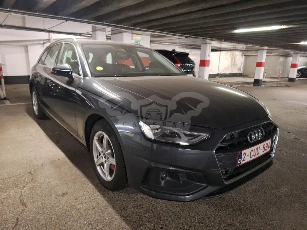 Audi A4 Avant 30 TDI Attraction 2022