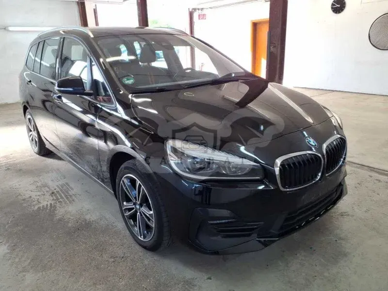 BMW 2 Series Gran Tourer 218i Sport Line 2021