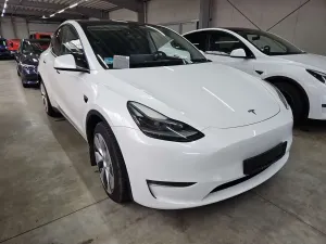 Tesla Model Y Long Range 2023
