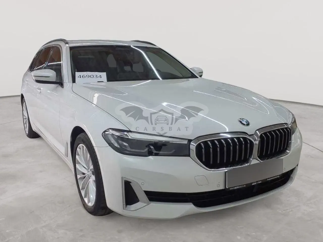 BMW 5 Series Touring 520i Luxury 2023
