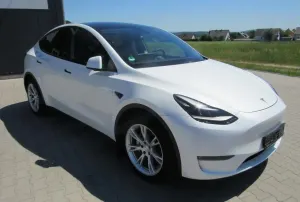 Tesla Model Y Long Range 78 kWh 2023