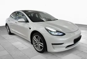 Tesla Model 3 Long Range 75 kWh 2023