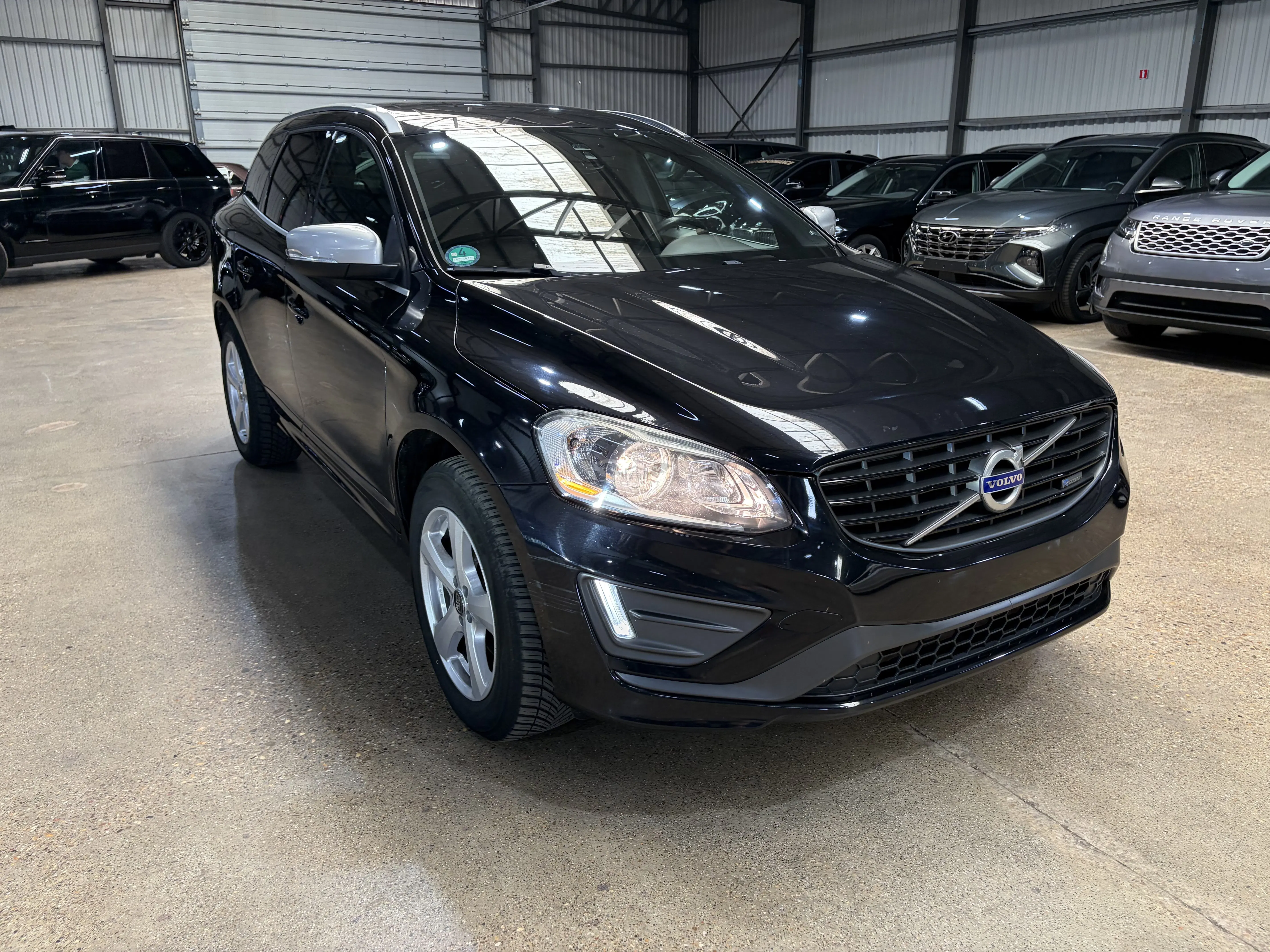 Volvo XC60 D4 Momentum R-design 2014