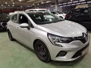 Renault Clio 1.6 Corporate Edition 2021