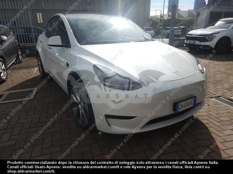 Tesla Model Y 2023