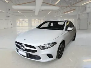 Mercedes-Benz A 180d Business 2021
