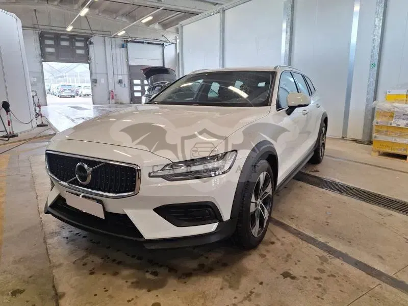 Volvo V60 Cross Country B4 Pro 2022