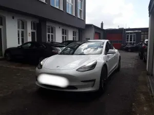 Tesla Model 3 Long Range Performance 2022
