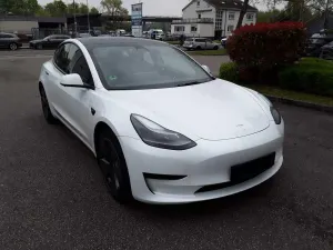 Tesla Model 3 Standard Range 2023