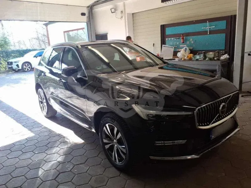Volvo XC60 T6 Core 2024