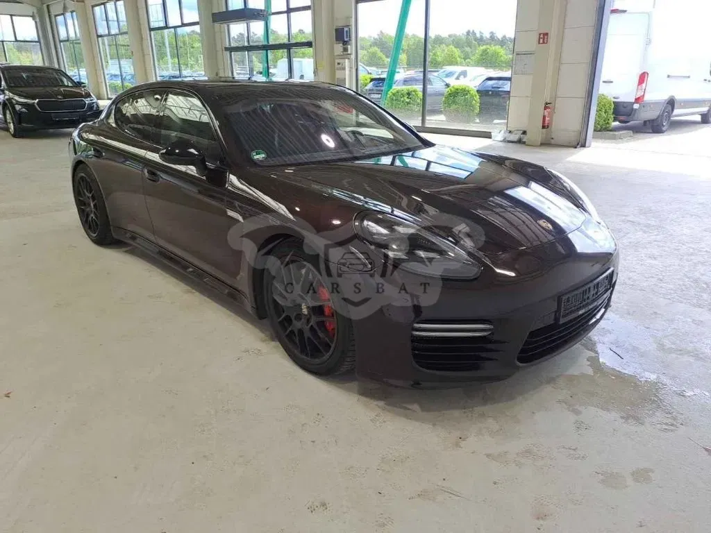 Porsche Panamera Turbo 4.8 2010