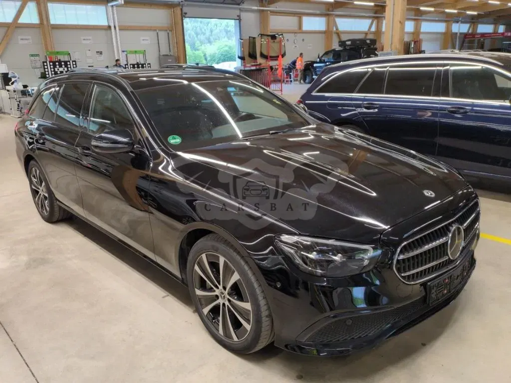Mercedes-Benz E 300e 2022