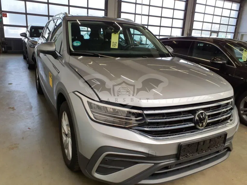 Volkswagen Tiguan Allspace 1.5 TSI Life 2025