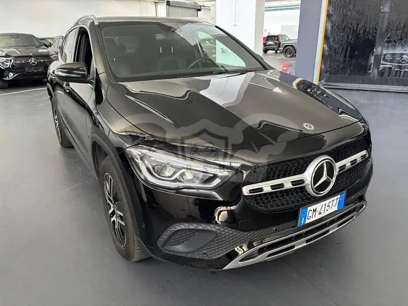 Mercedes-Benz GLA 180d Sport 2022