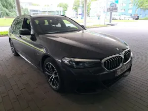 BMW 5 Series Touring 520e 2022