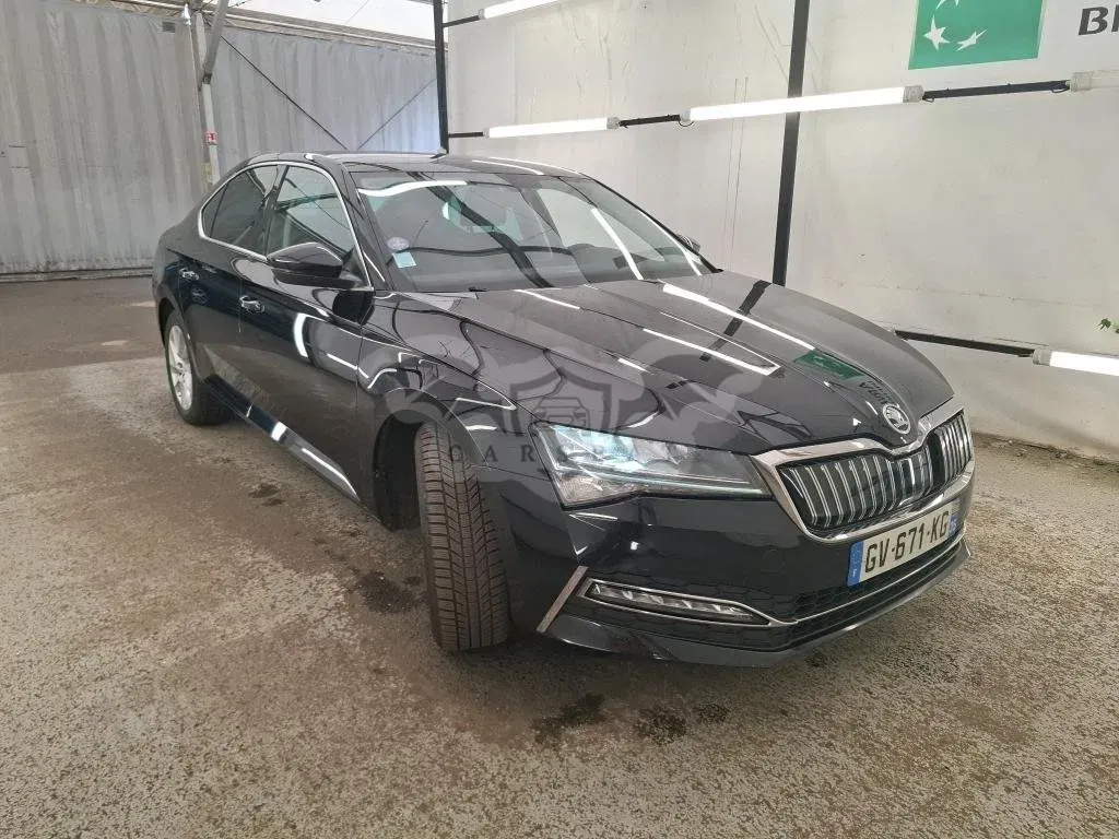 Skoda Superb 1.4 TSI Business 2024