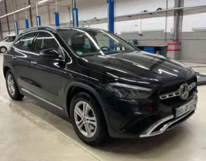 Mercedes-Benz GLA 200 progressive 2025