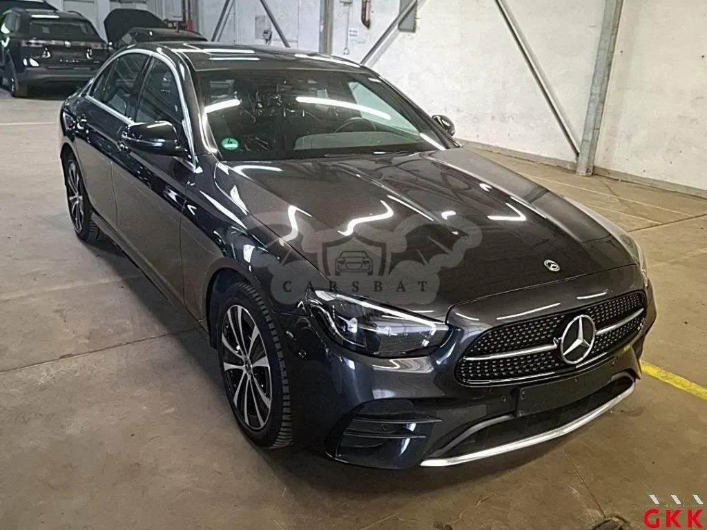 Mercedes-Benz E 300de AMG Line 2021