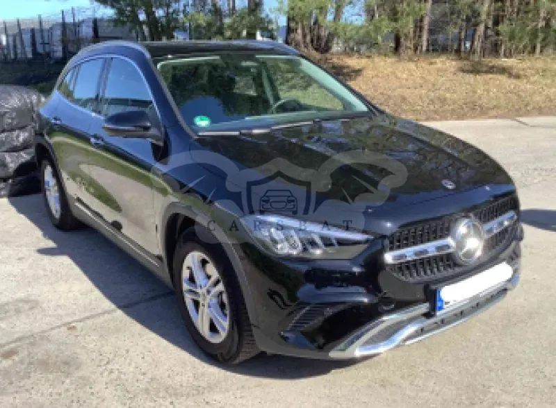 Mercedes-Benz GLA 200 progressive 2025