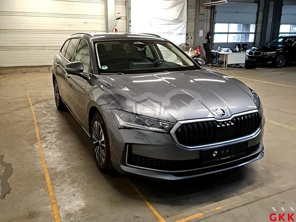 Skoda Superb Combi 1.5 TSI Selection 2024