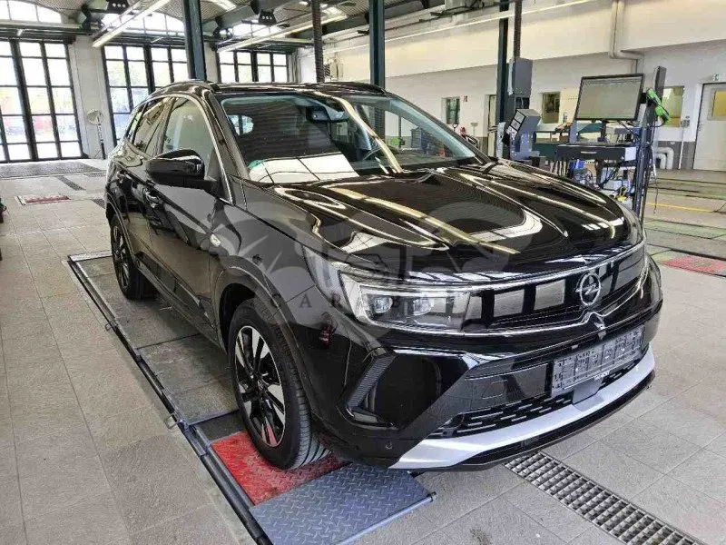 Opel Grandland 1.2 Elegance 2023