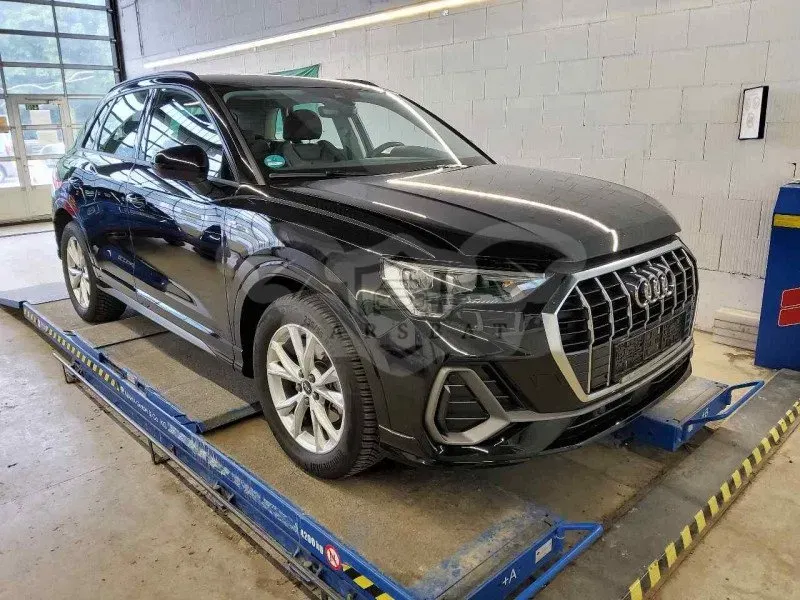 Audi Q3 35 TFSI S Line 2025