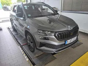 Skoda Karoq 1.5 TSI Sportline 2024