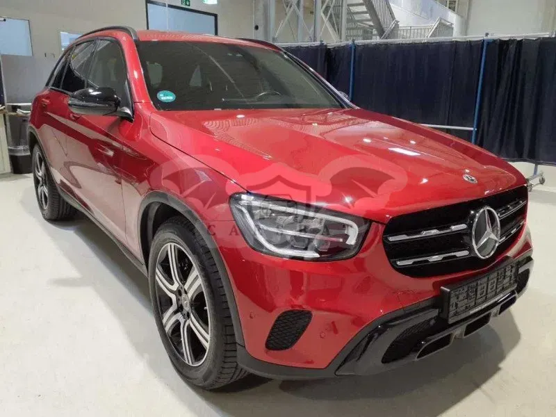 Mercedes-Benz GLC 200 2021