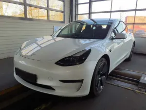 Tesla Model 3 Long Range 2023